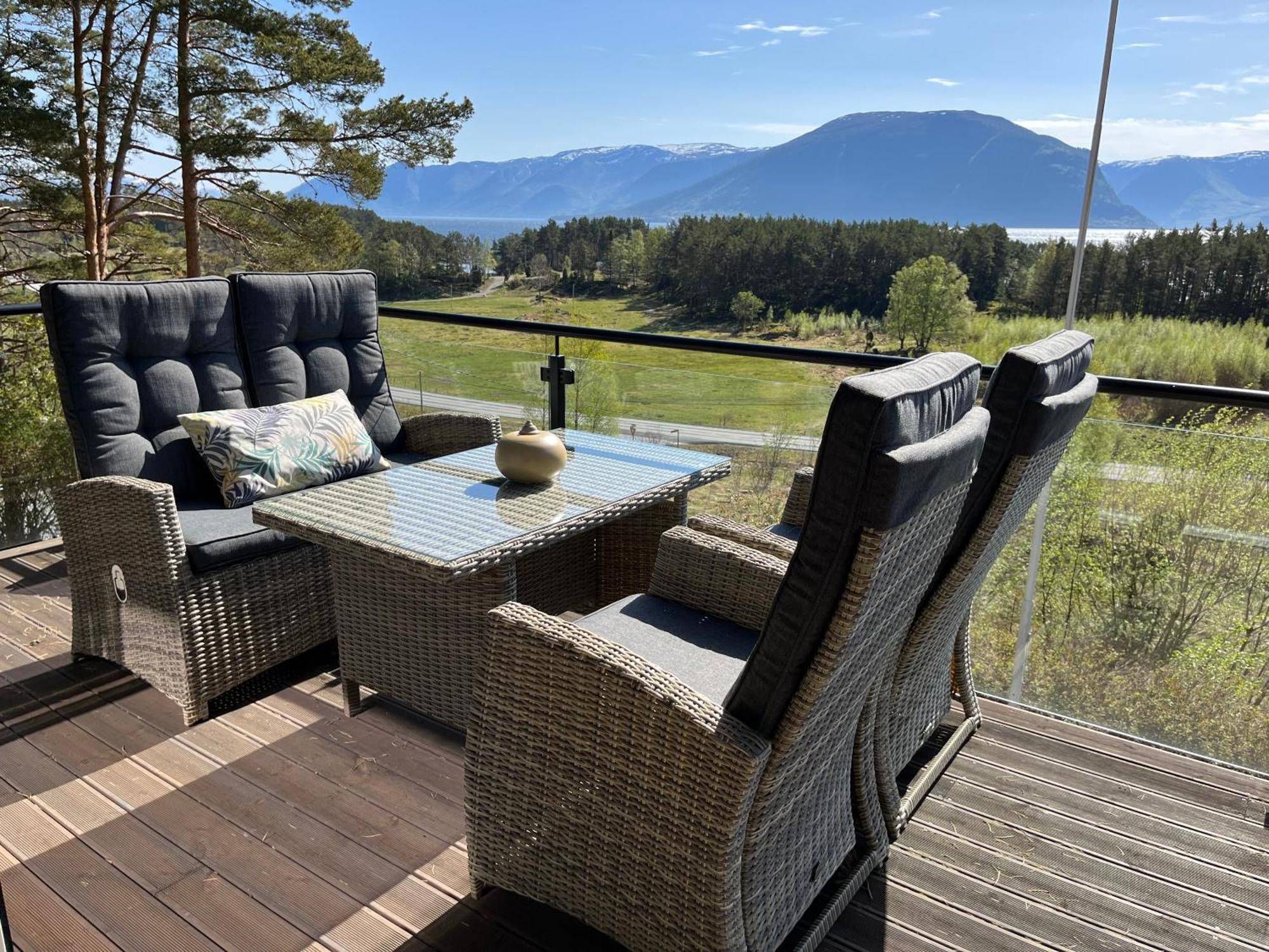 Bosdalhuset Villa Lavik  Kültér fotó